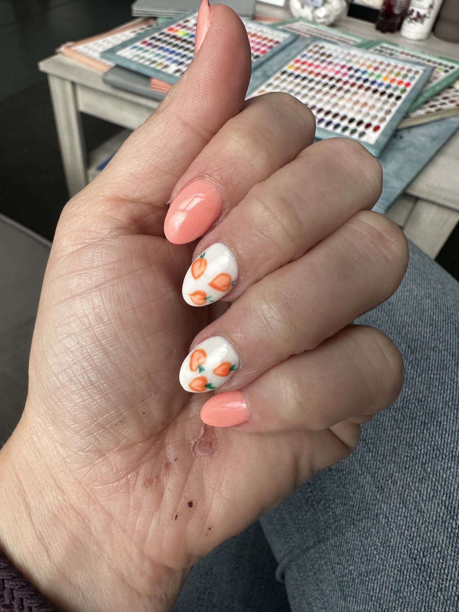 Feliz Nails & Lashes logo